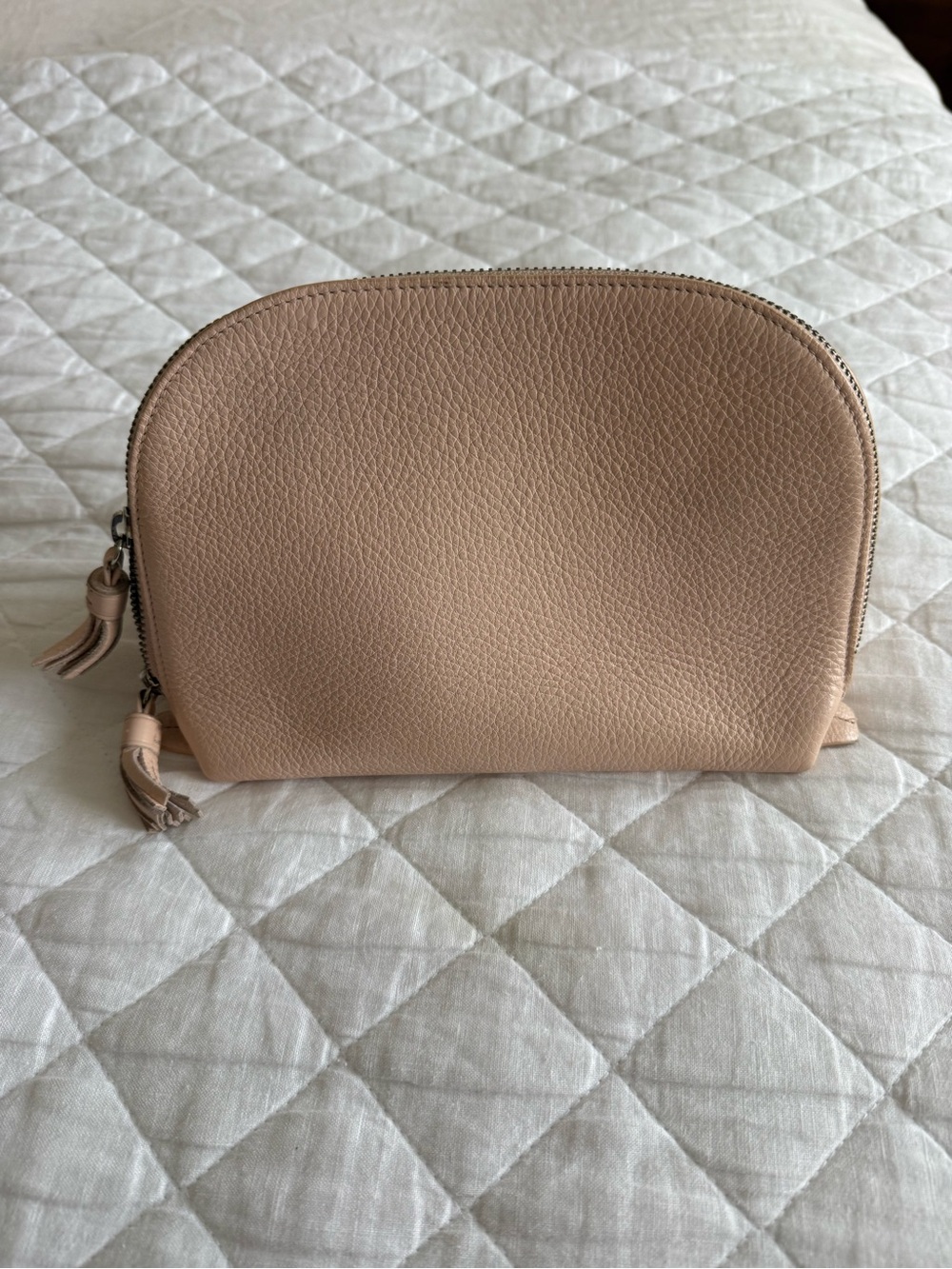 Leatherology large clamshell makeup bag in Blush pink